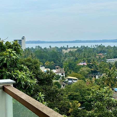 Coastline Mirissa Boutique Hotel And Spa Exteriör bild