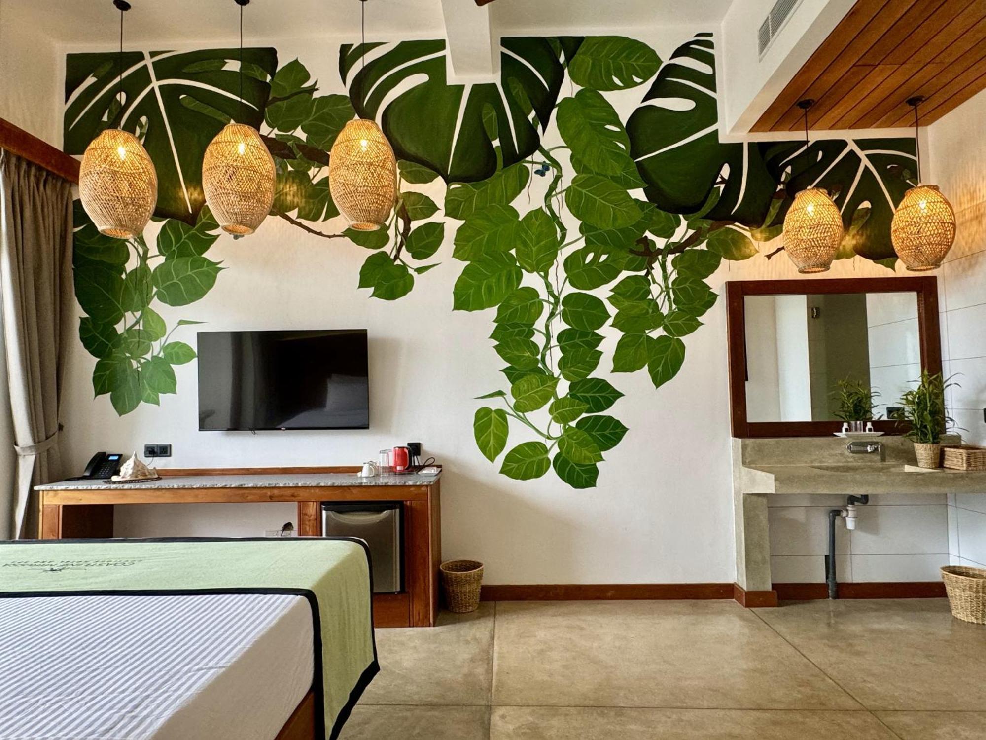 Coastline Mirissa Boutique Hotel And Spa Rum bild