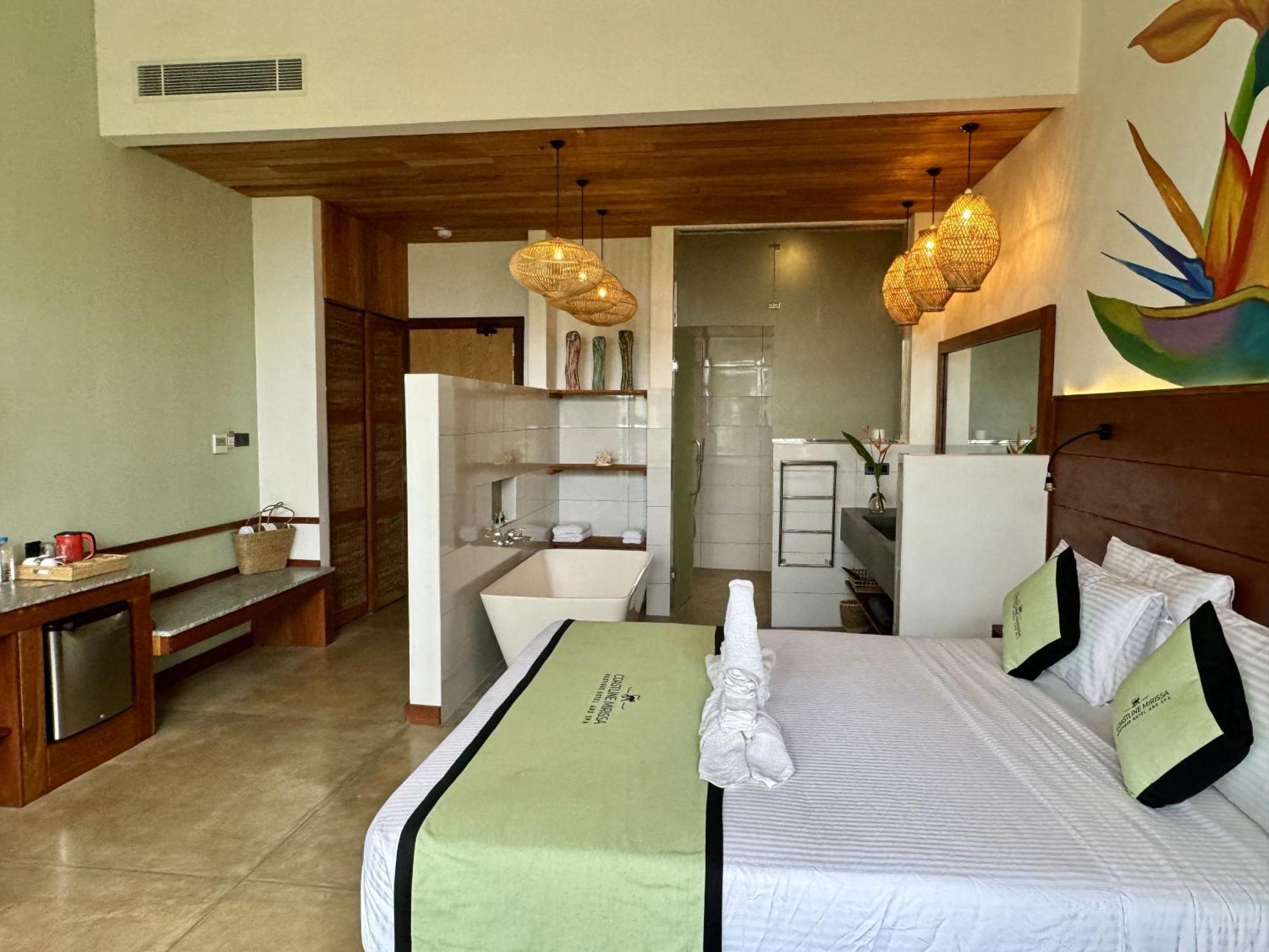 Coastline Mirissa Boutique Hotel And Spa Rum bild