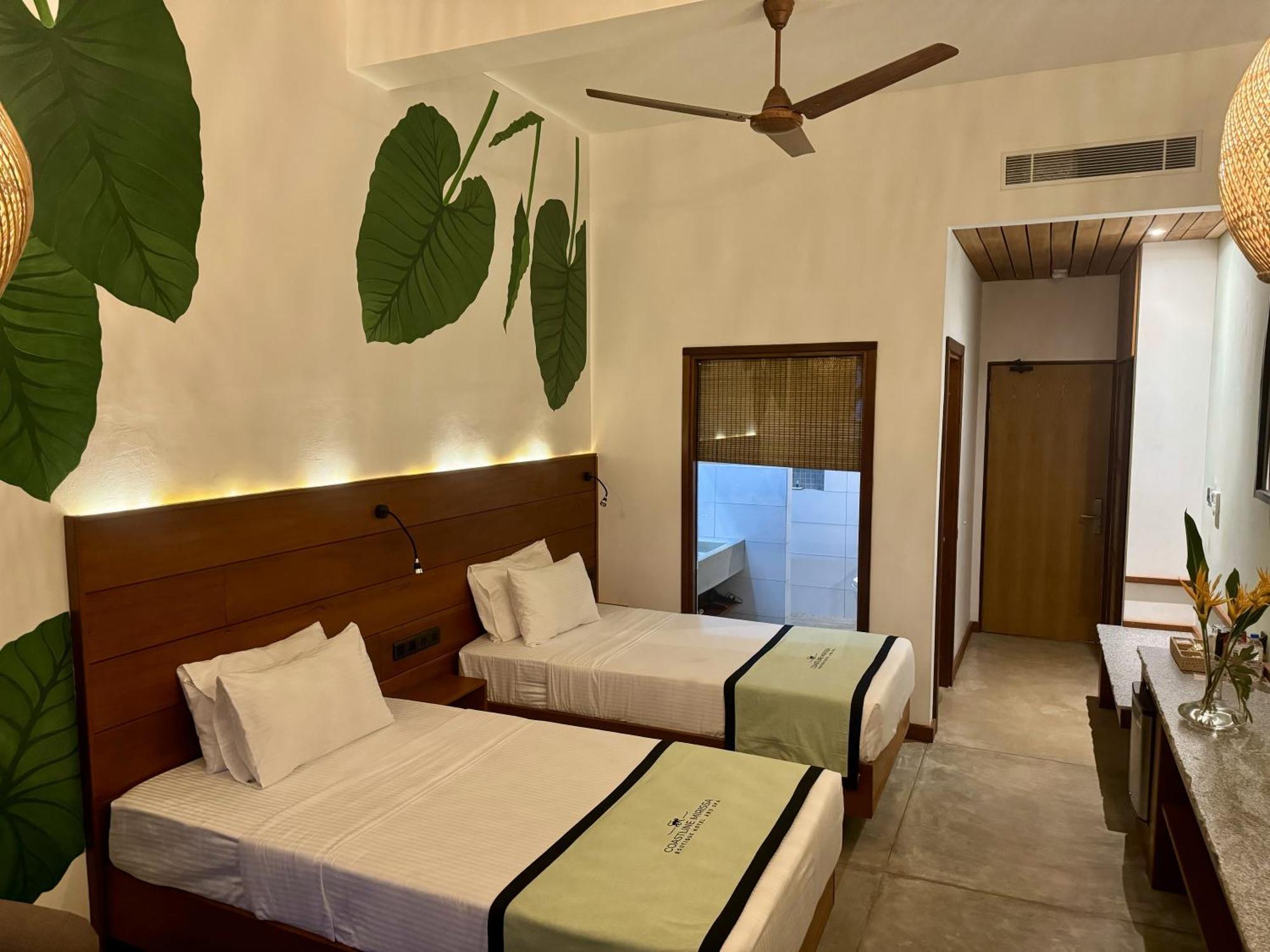 Coastline Mirissa Boutique Hotel And Spa Rum bild